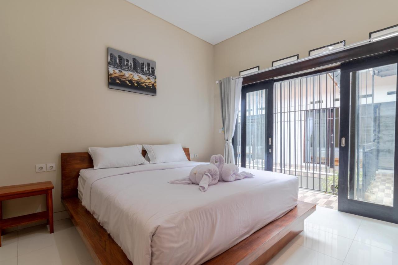 Josh Guest House Singaraja Extérieur photo
