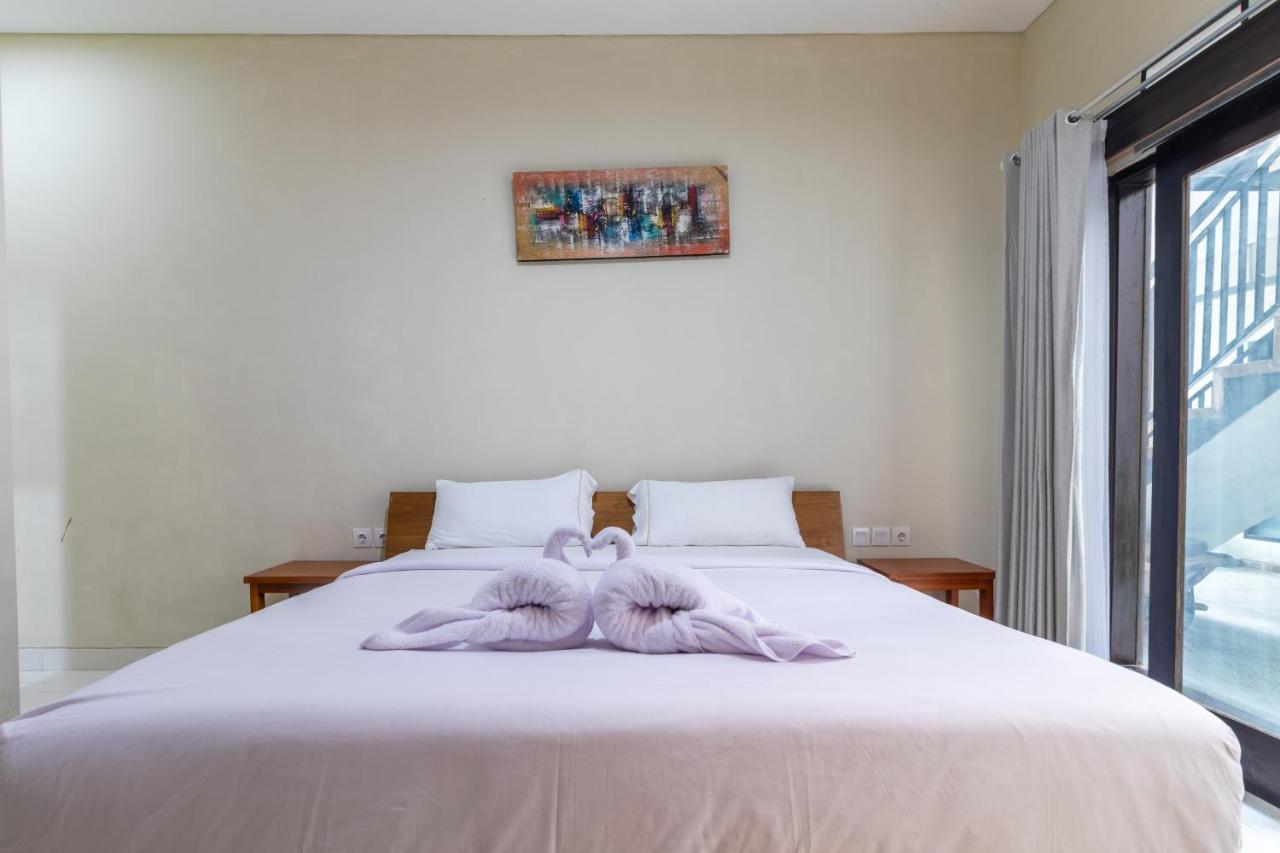 Josh Guest House Singaraja Extérieur photo